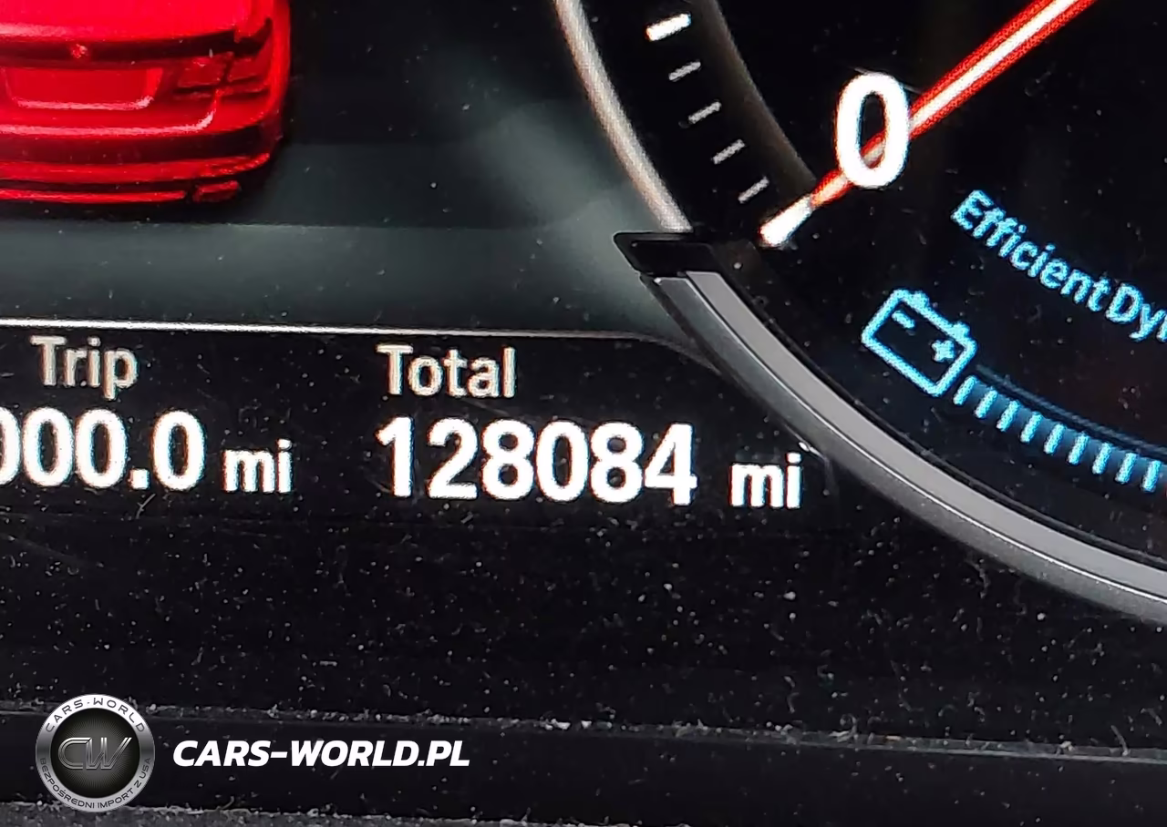 2015 BMW 750Li xDrive VIN:WBAYF8C55FD654031 - 16
