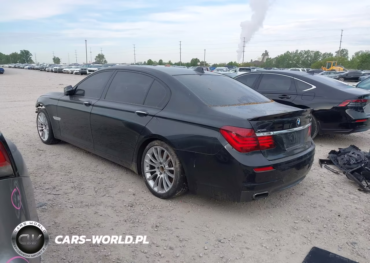 2015 BMW 750Li xDrive VIN:WBAYF8C55FD654031 - 3