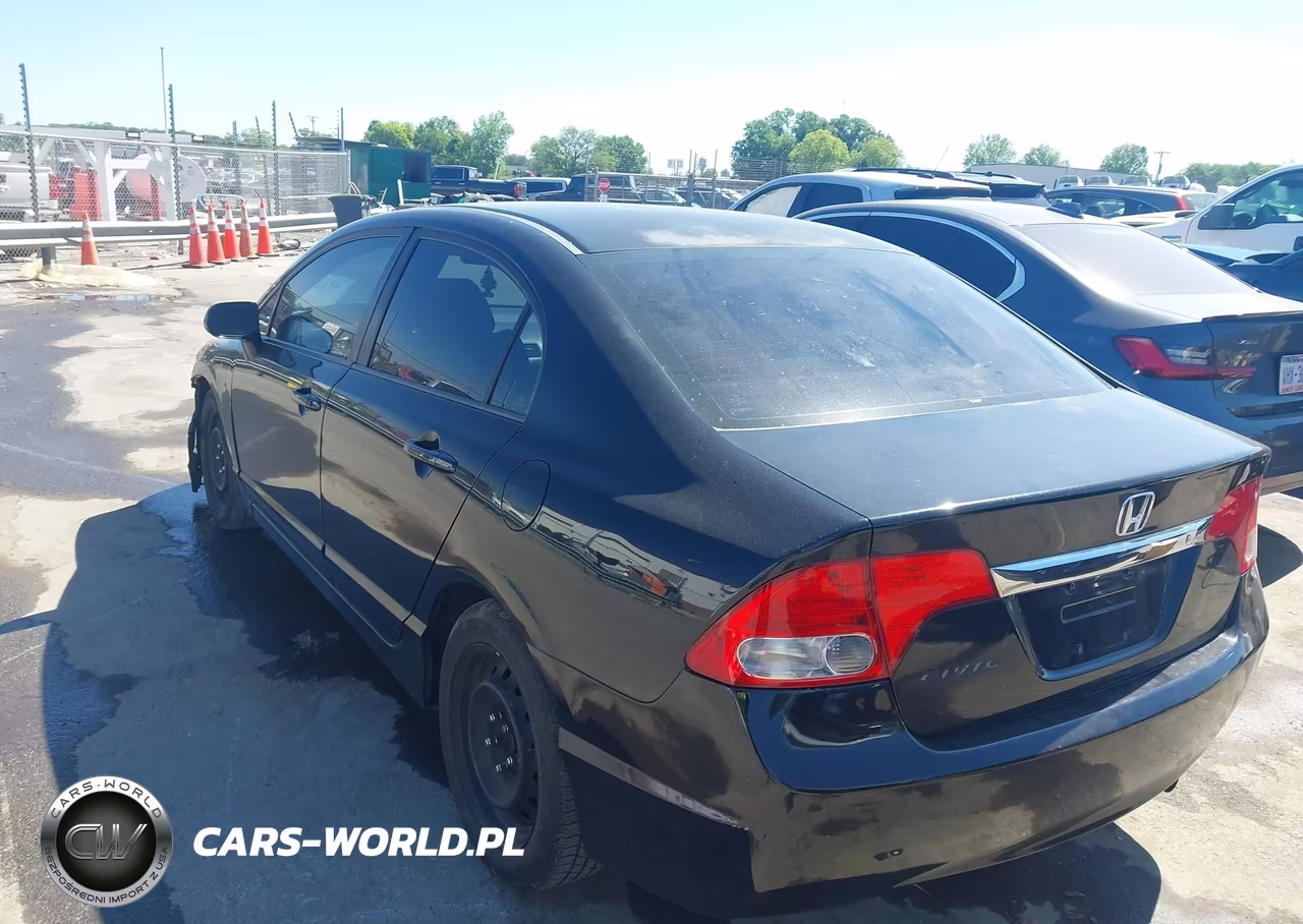 2010 Honda Civic Lx VIN:2HGFA1F56AH305050 - 3