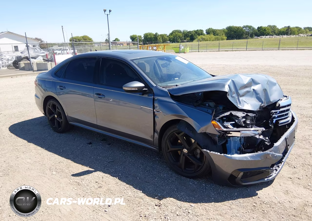 2020 Volkswagen Passat 2.0T R-Line – zdjęcie 1 z 17