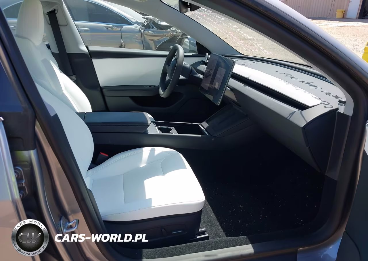 2025 Tesla Model 3 Long Range Rear-Wheel Drive-Standard Rear-Wheel Drive VIN:5YJ3E1EA1SF063361 - 5