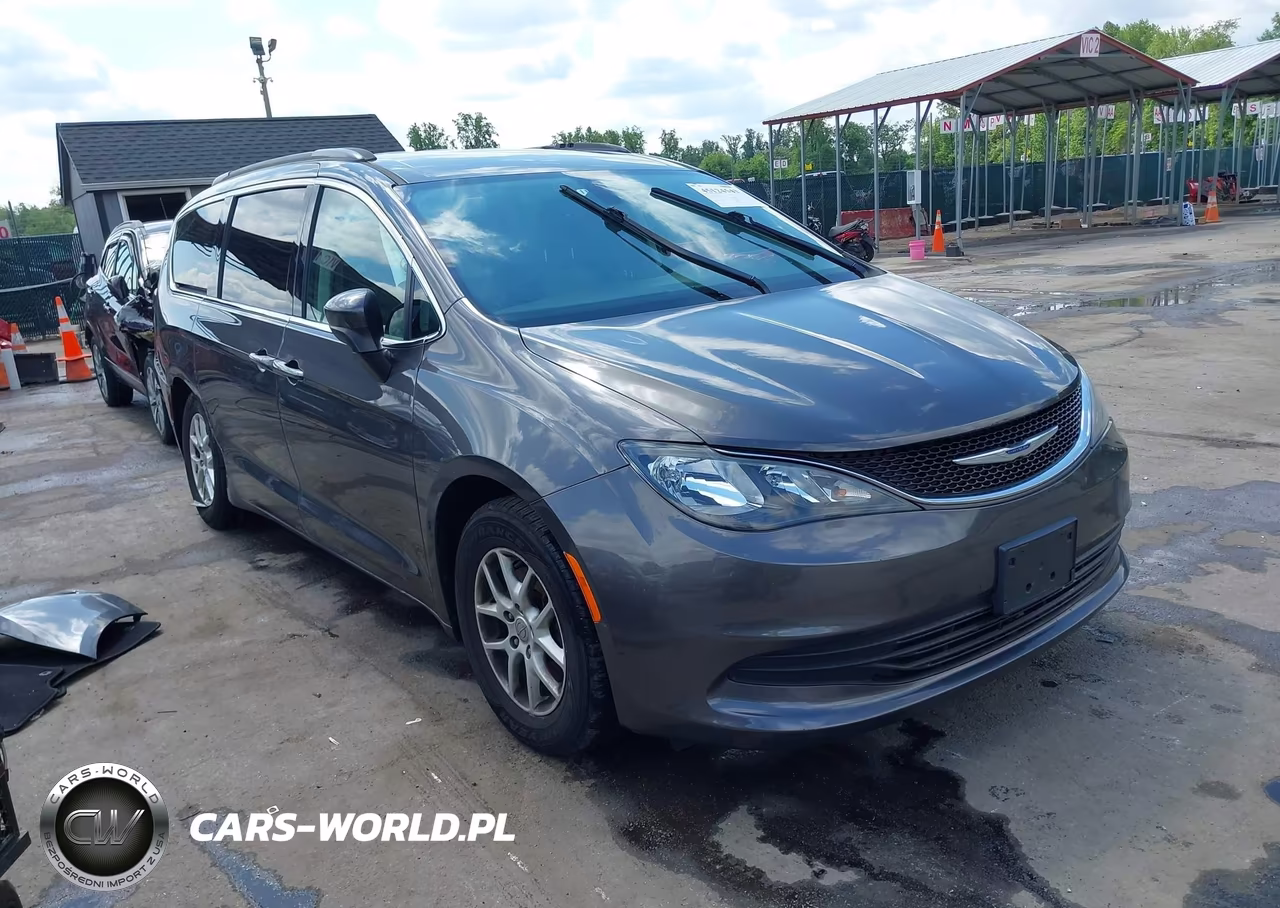 2020 Chrysler Voyager Lxi
