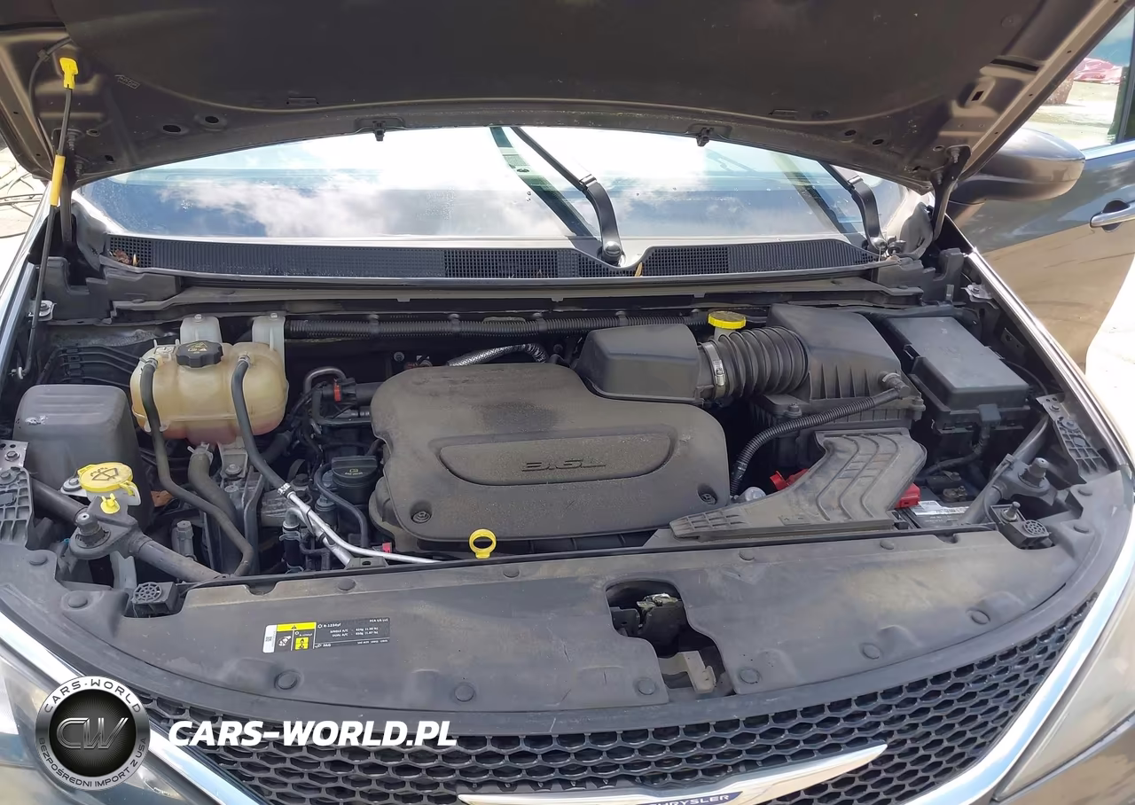 2020 Chrysler Voyager Lxi VIN:2C4RC1DG3LR195811 - 10