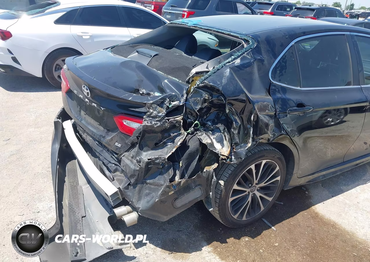 2018 Toyota Camry Se VIN:4T1B11HK4JU138325 - 6