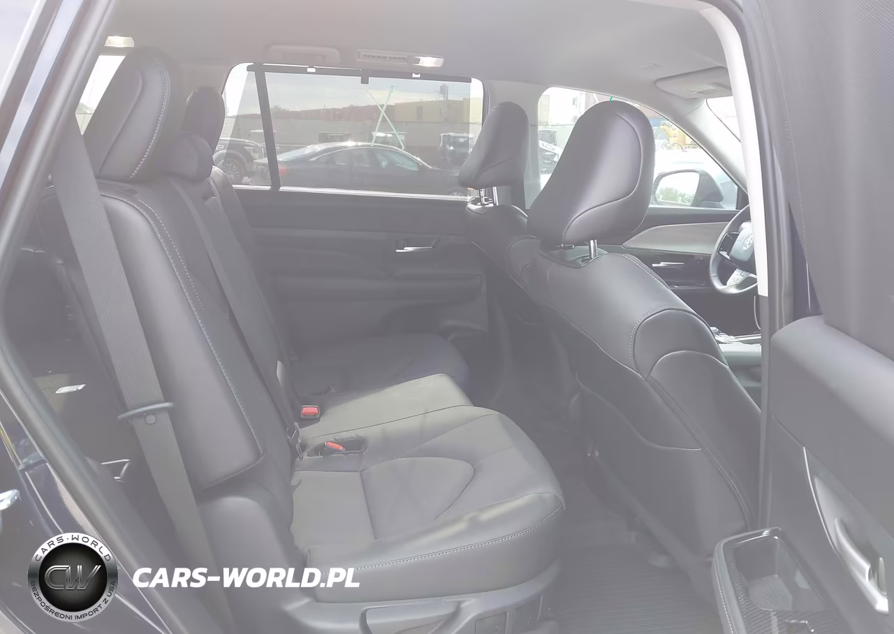 2026 Toyota Grand Highlander Hybrid Limited VIN:5TDACAB59TS081415 - 8