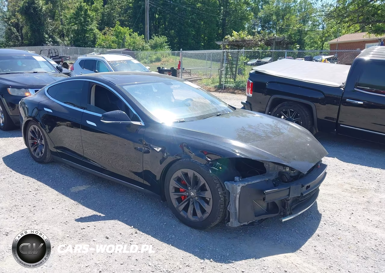 2013 Tesla Model S Performance