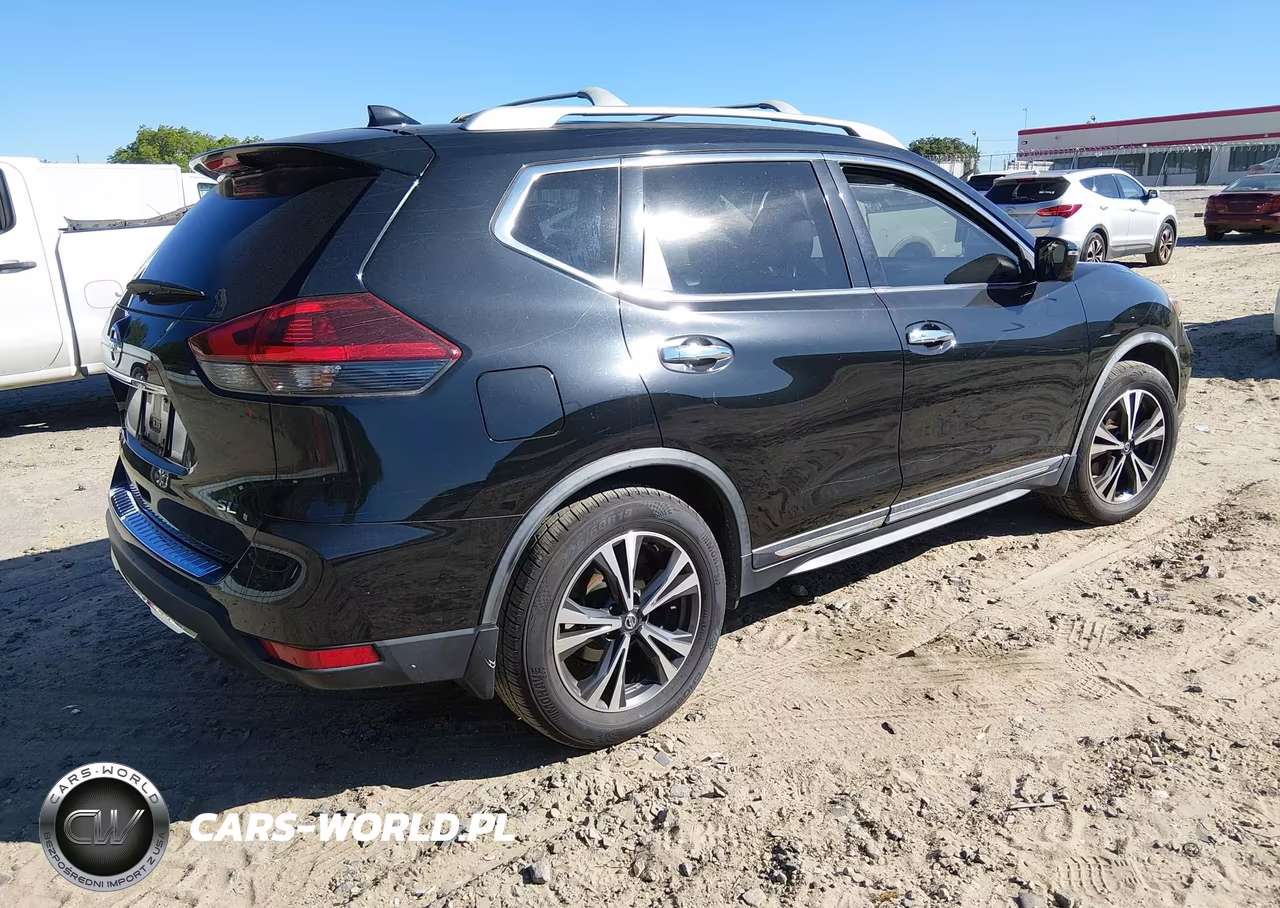 2018 Nissan Rogue Sl VIN:JN8AT2MT5JW491549 - 4