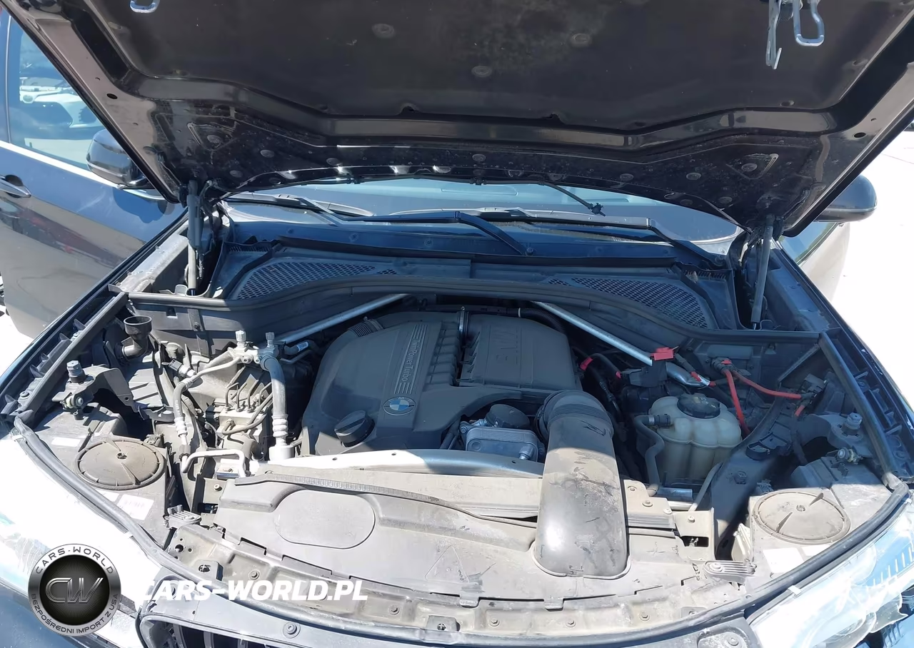 2017 BMW X5 xDrive35I VIN:5UXKR0C50H0V50105 - 10