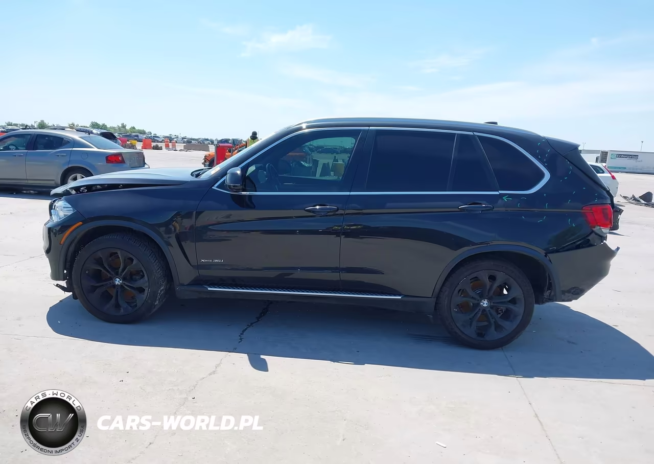 2017 BMW X5 xDrive35I VIN:5UXKR0C50H0V50105 - 14