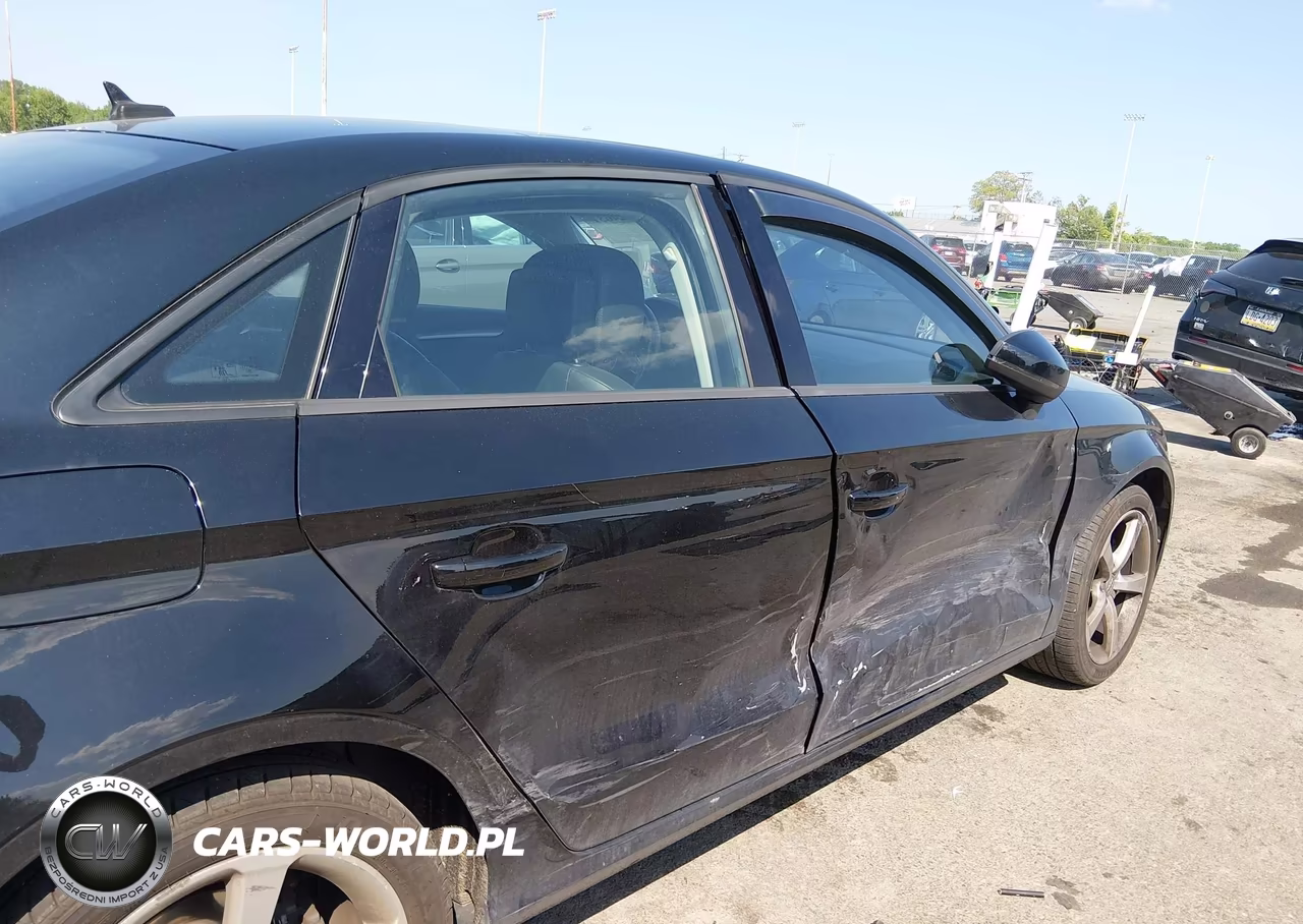 2015 Audi A3 2.0T Premium VIN:WAUBFGFF7F1008852 - 6