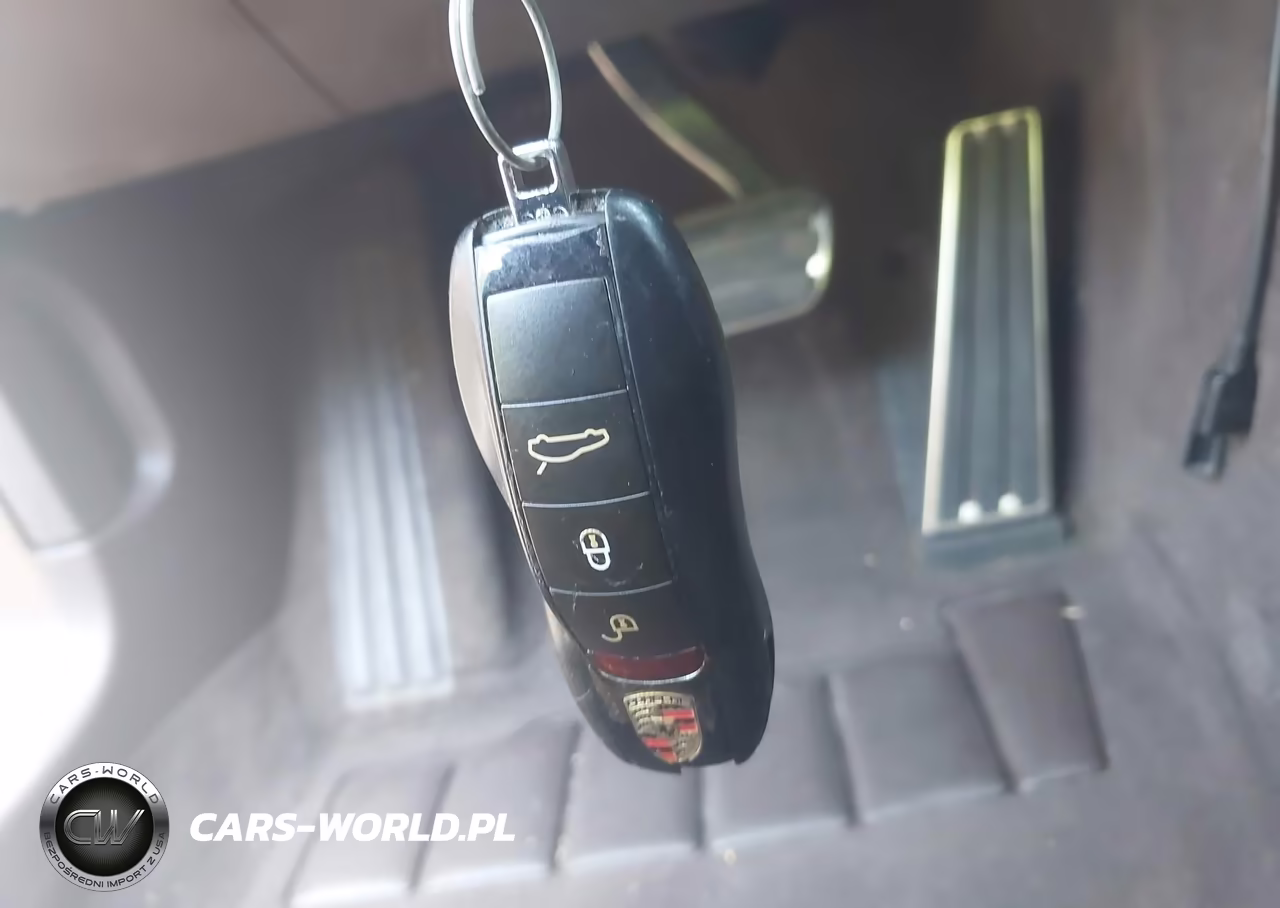 2012 Porsche Panamera Turbo VIN:WP0AC2A73CL090458 - 11