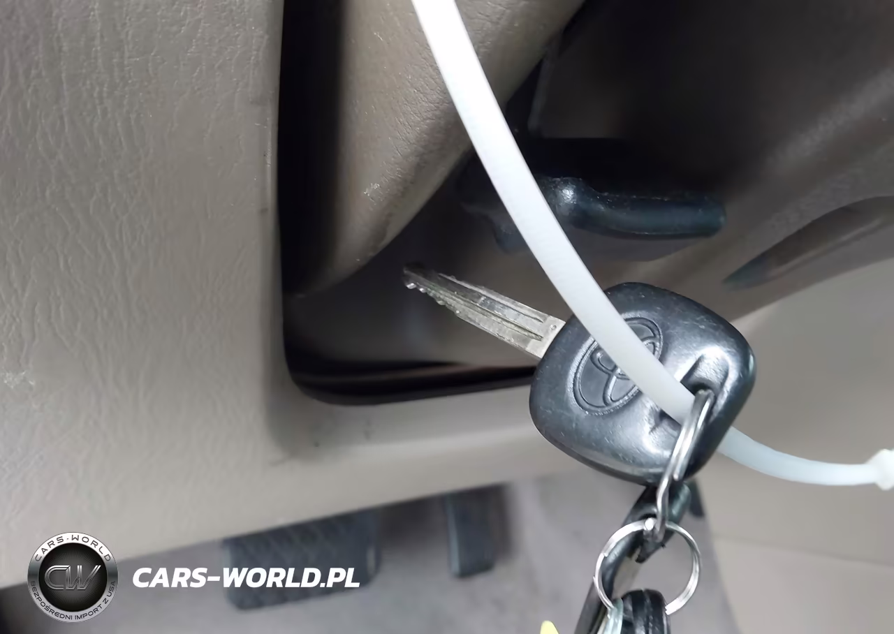 2007 Toyota Corolla Le VIN:1NXBR30E07Z914646 - 11