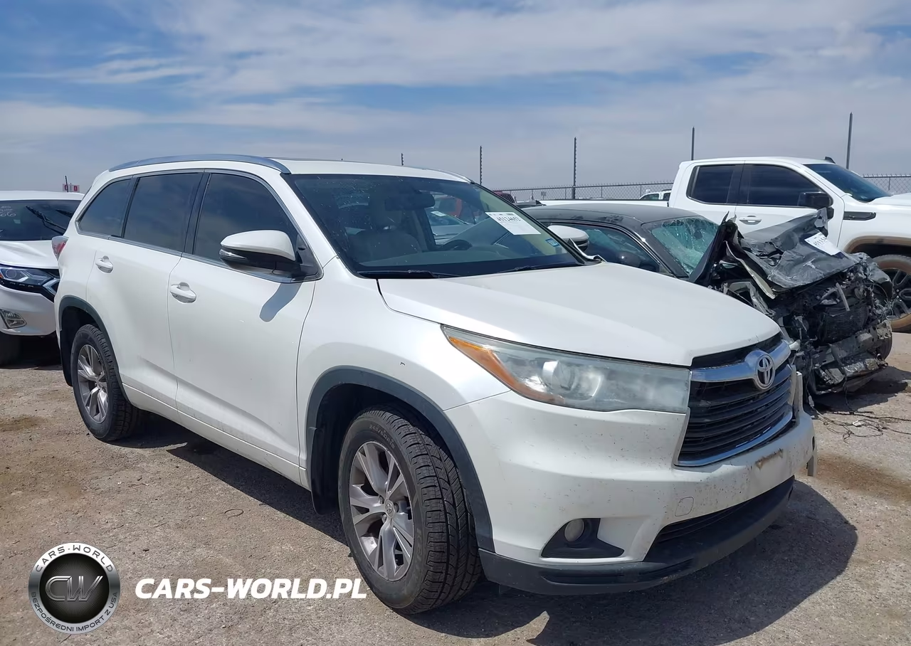 2015 Toyota Highlander Xle V6 – zdjęcie 1 z 16