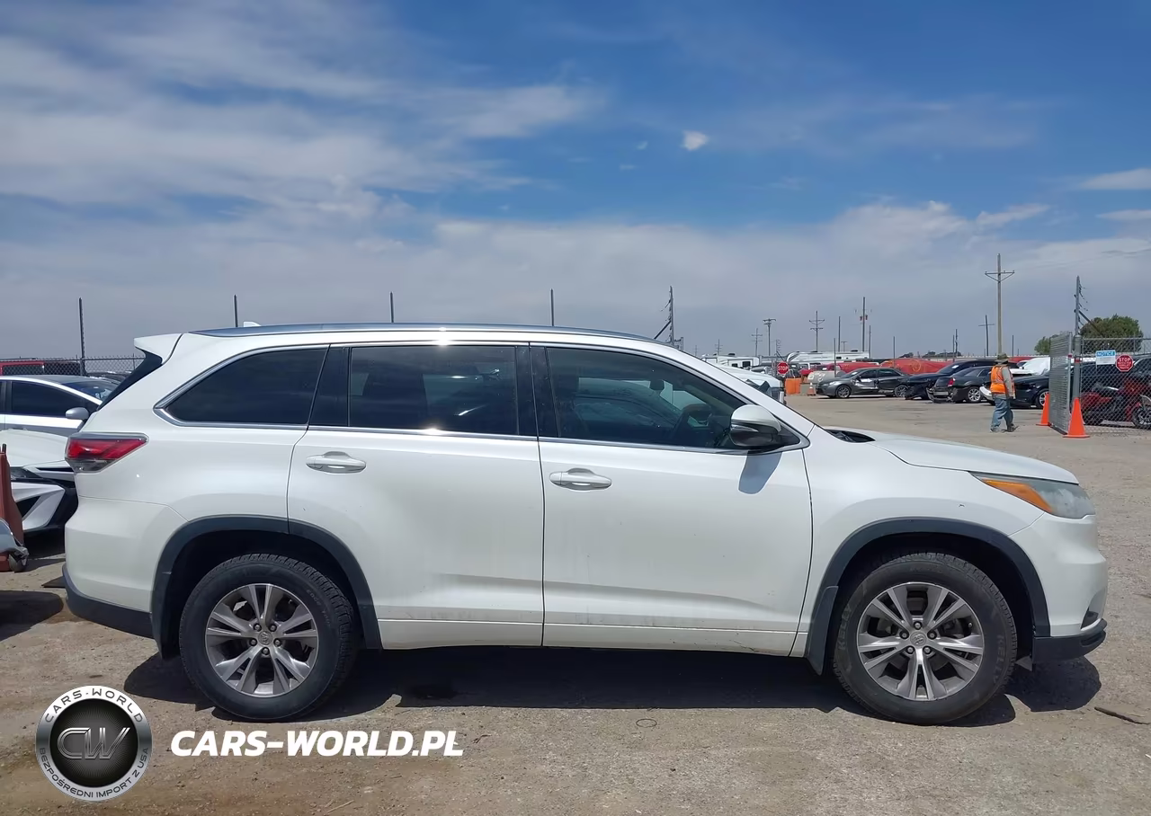 2015 Toyota Highlander Xle V6 VIN:5TDJKRFH9FS198244 - 13