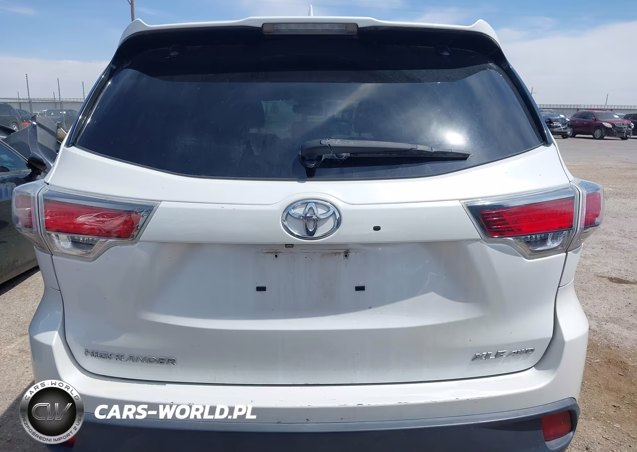 2015 Toyota Highlander Xle V6 VIN:5TDJKRFH9FS198244 - 16