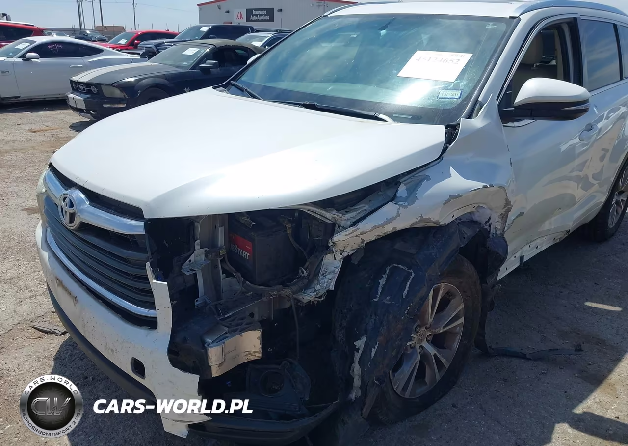 2015 Toyota Highlander Xle V6 VIN:5TDJKRFH9FS198244 - 6