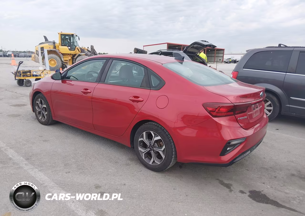2019 Kia Forte Lxs VIN:3KPF24AD0KE117682 - 3