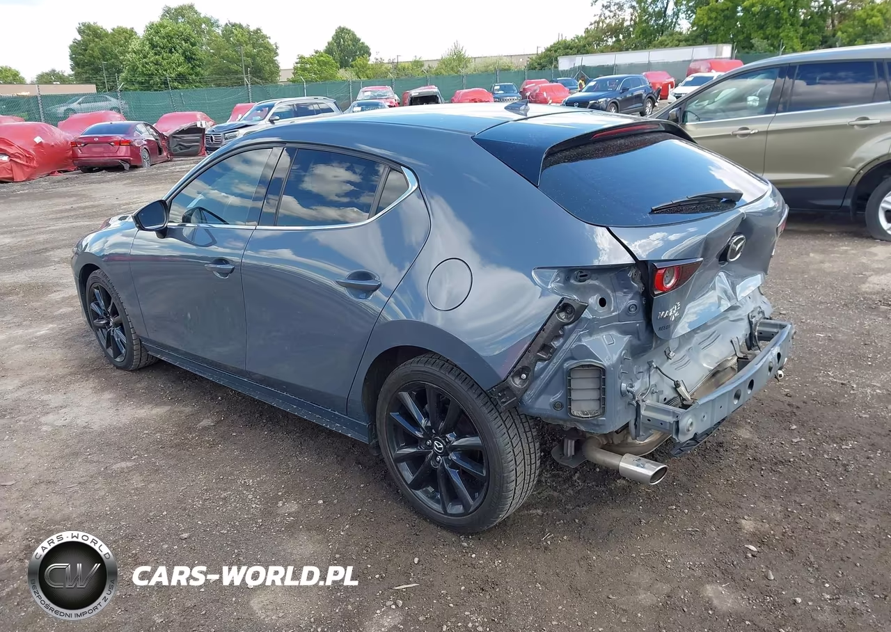 2021 Mazda Mazda3 Premium VIN:JM1BPBML1M1402159 - 3