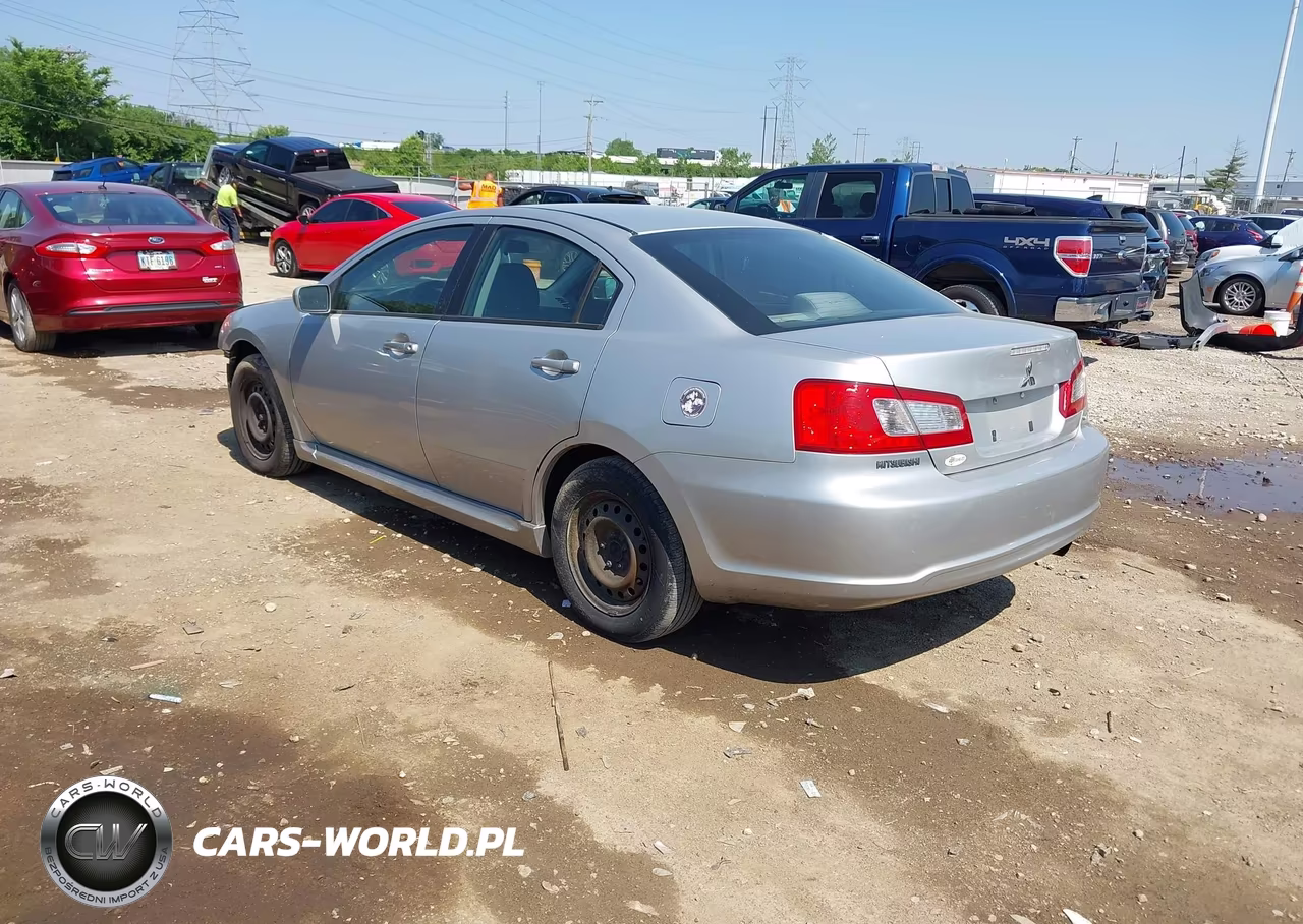 2010 Mitsubishi Galant Es-Se VIN:4A32B3FF1AE015558 - 3
