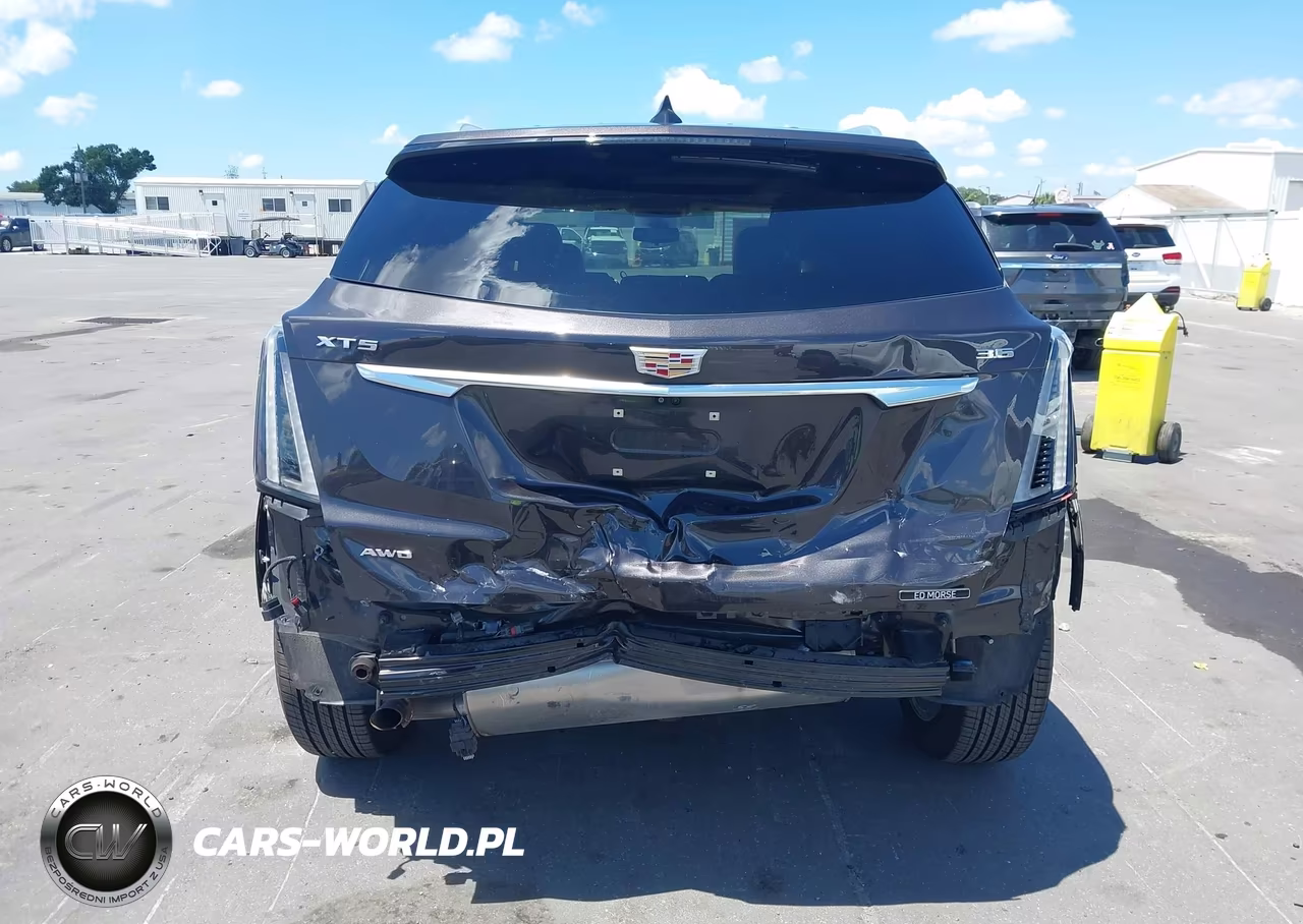 2017 Cadillac Xt5 Platinum VIN:1GYKNFRS2HZ326983 - 17