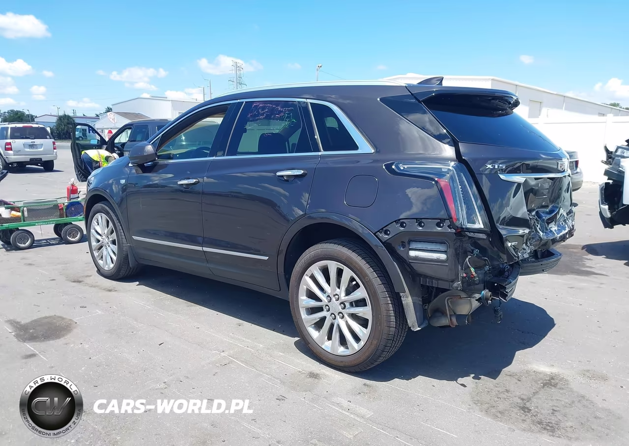 2017 Cadillac Xt5 Platinum VIN:1GYKNFRS2HZ326983 - 3