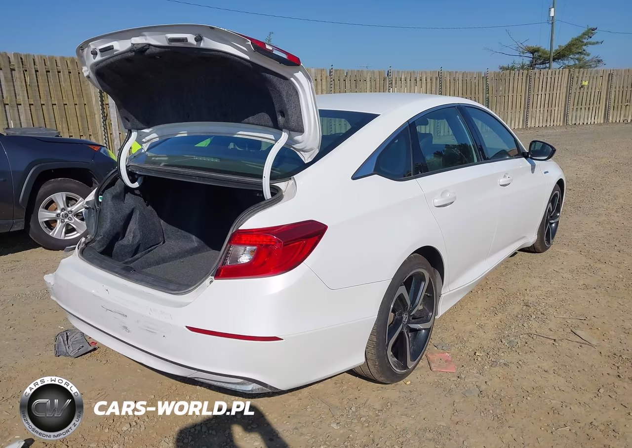 2022 Honda Accord Hybrid Sport VIN:1HGCV3F20NA036900 - 4