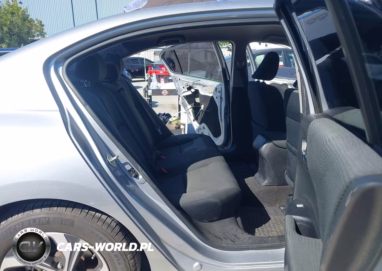 2017 Honda Accord Lx VIN:1HGCR2F33HA179982 - 8