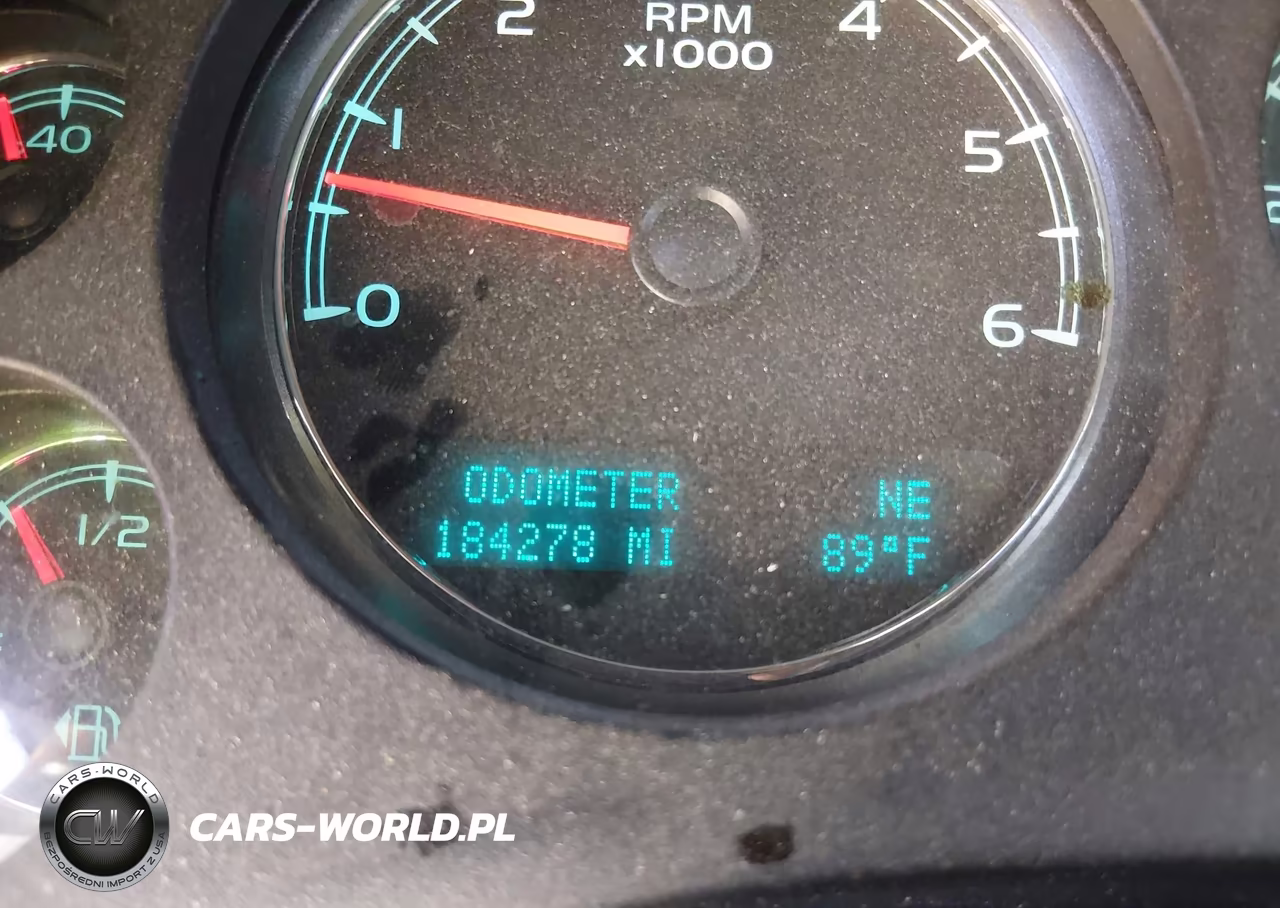 2012 Chevrolet Tahoe Lt VIN:1GNSCBE00CR135085 - 15