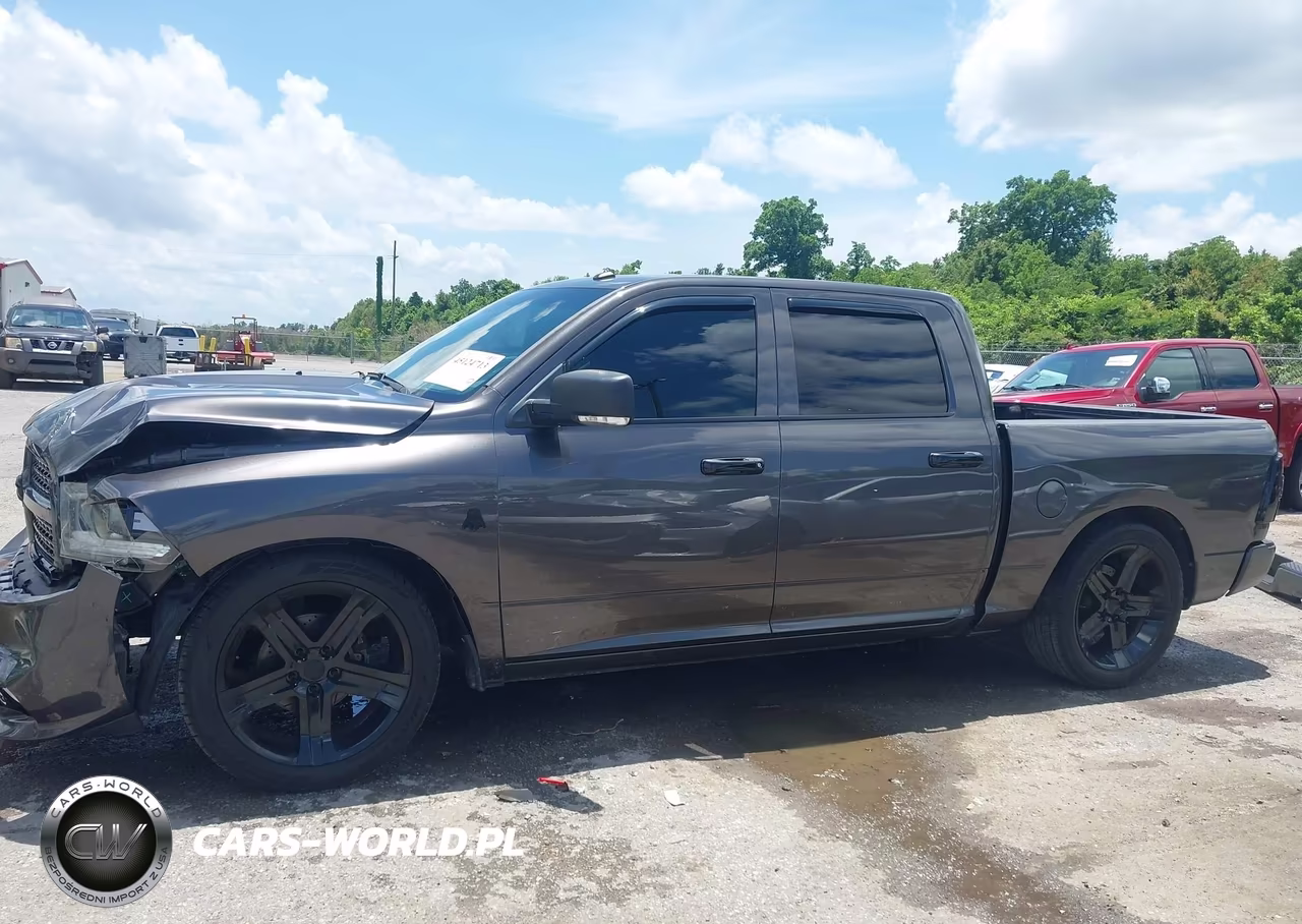 2018 Ram 1500 Express 4X2 5'7 Box VIN:3C6RR6KT5JG194603 - 15