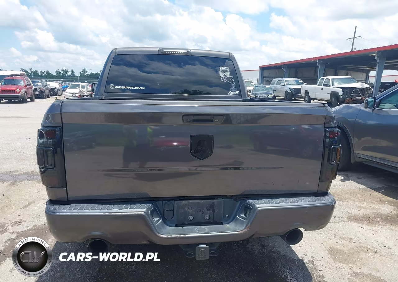 2018 Ram 1500 Express 4X2 5'7 Box VIN:3C6RR6KT5JG194603 - 17
