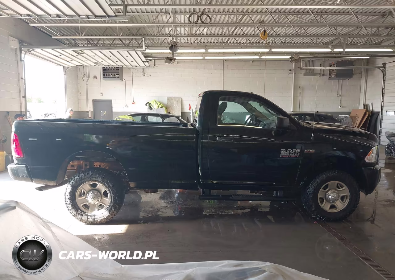 2018 Ram 2500 Tradesman 4X4 8' Box VIN:3C6LR5AT5JG343660 - 13