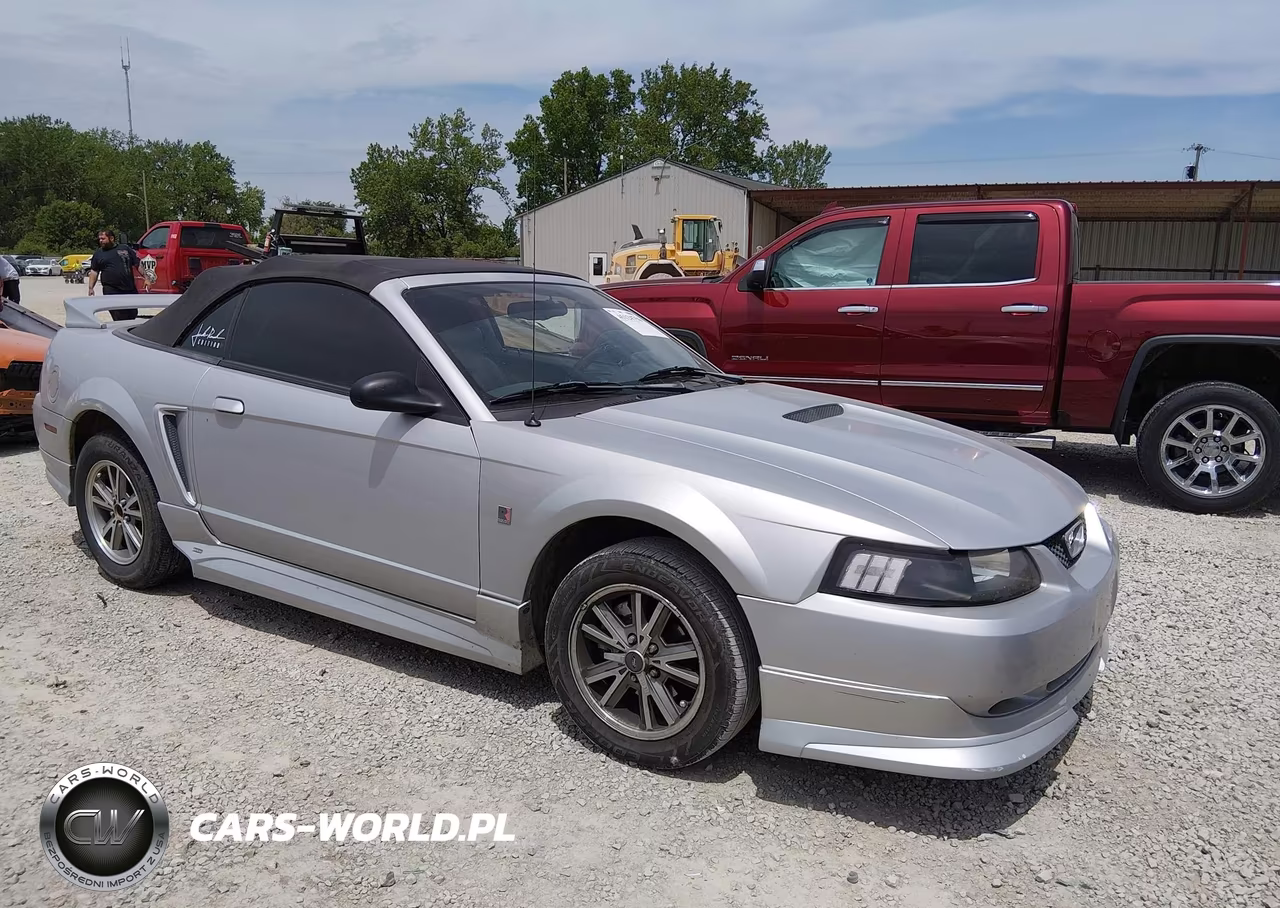 2000 Ford Mustang