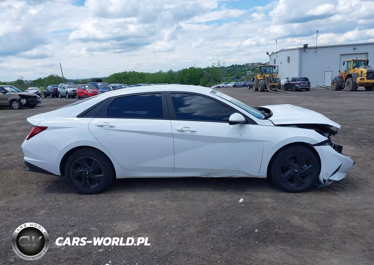 2023 Hyundai Elantra Hybrid Blue VIN:KMHLM4AJXPU082740 - 13