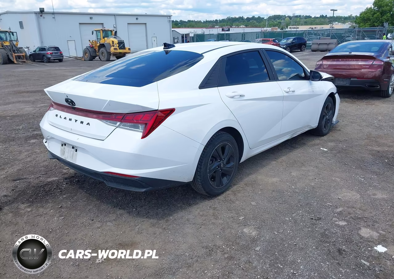 2023 Hyundai Elantra Hybrid Blue VIN:KMHLM4AJXPU082740 - 4