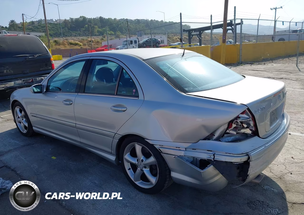 2005 Mercedes-Benz C 230 Kompressor Sport VIN:WDBRF40J95F651751 - 3