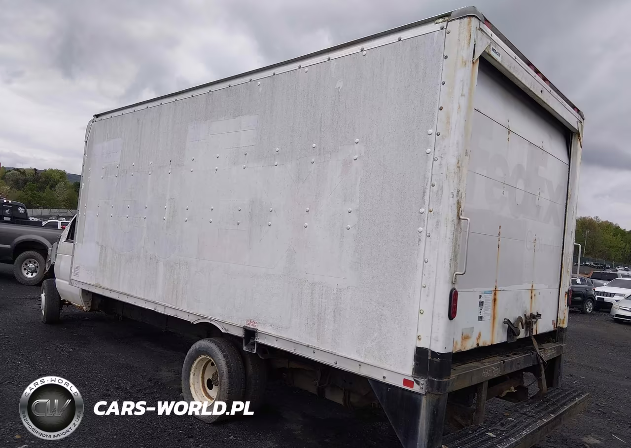 2009 Ford E-450 Cutaway VIN:1FDXE45S79DA25075 - 3