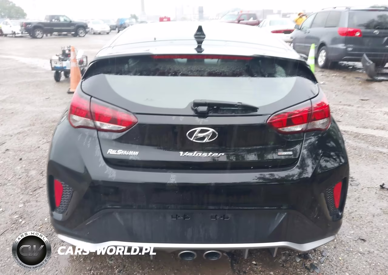 2019 Hyundai Veloster Turbo R-Spec VIN:KMHTH6AB6KU018731 - 16