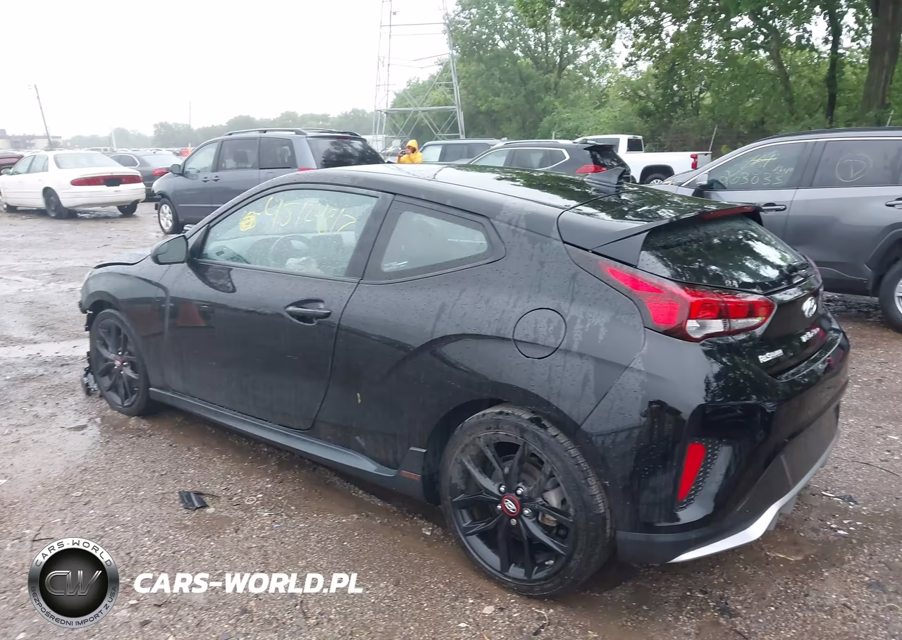 2019 Hyundai Veloster Turbo R-Spec VIN:KMHTH6AB6KU018731 - 3