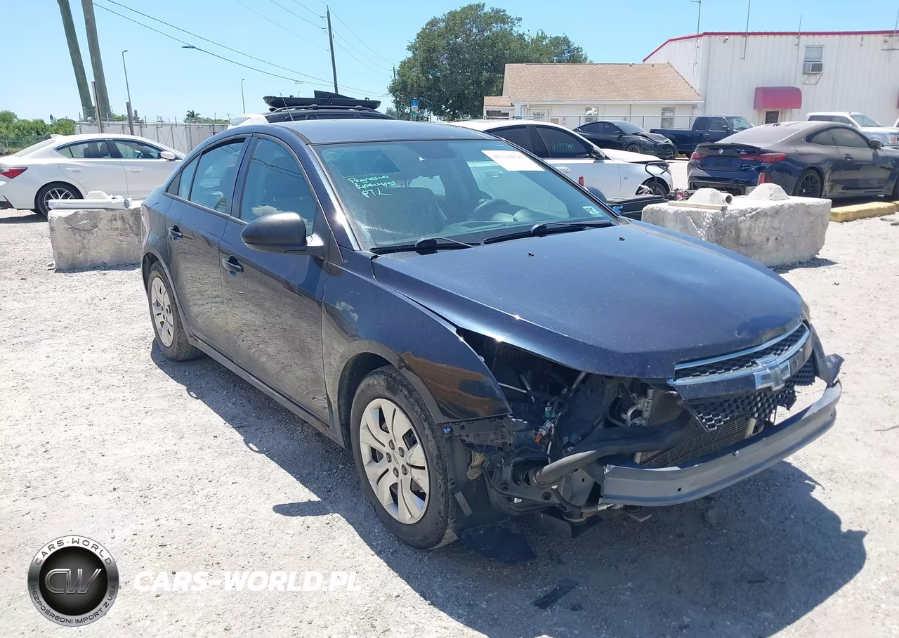 2014 Chevrolet Cruze Ls – zdjęcie 1 z 17