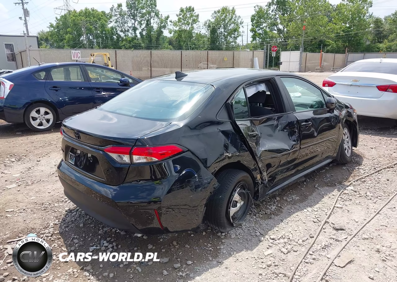 2026 Toyota Corolla Le VIN:5YFB4MDE4TP383011 - 4