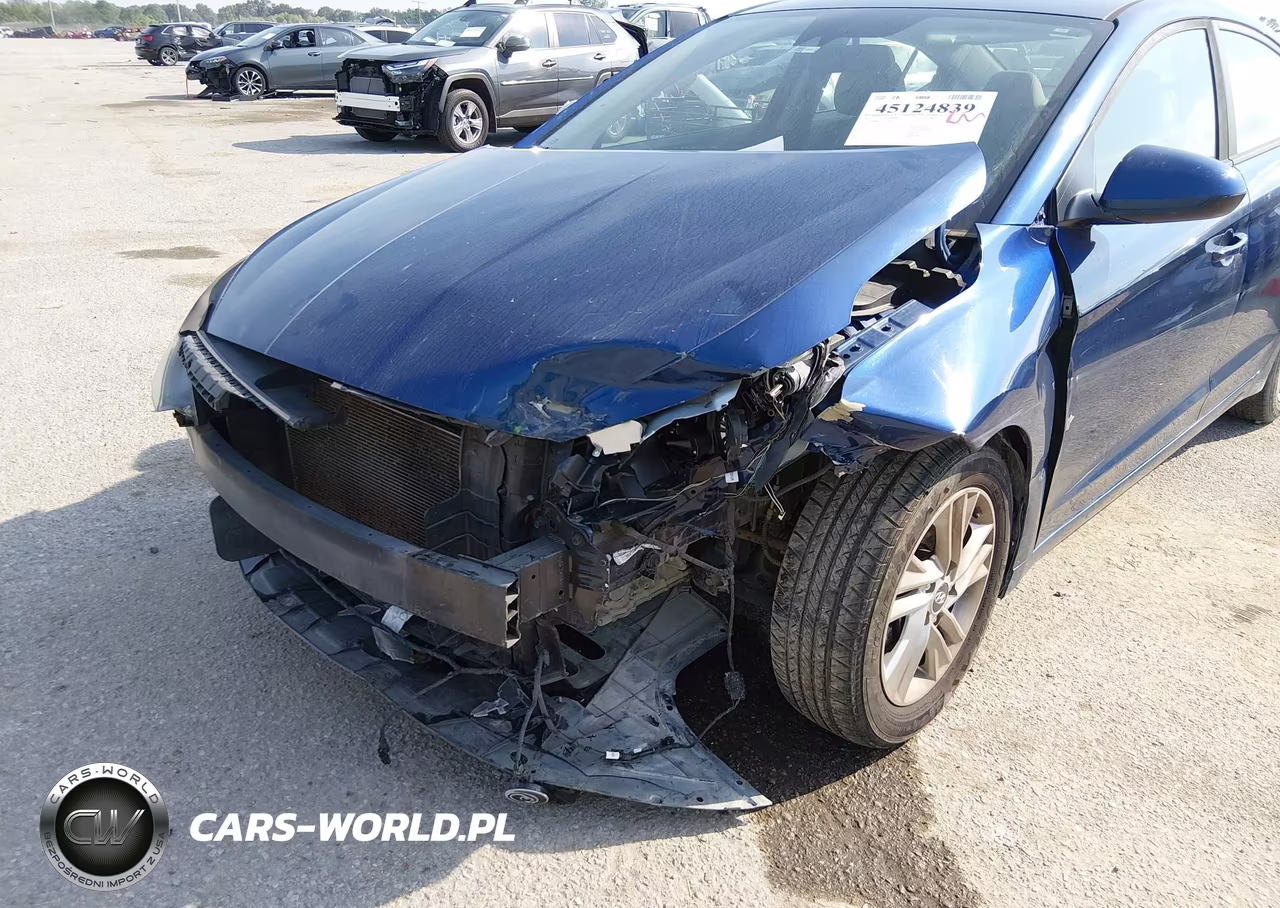 2020 Hyundai Elantra Sel VIN:5NPD84LF2LH509466 - 6