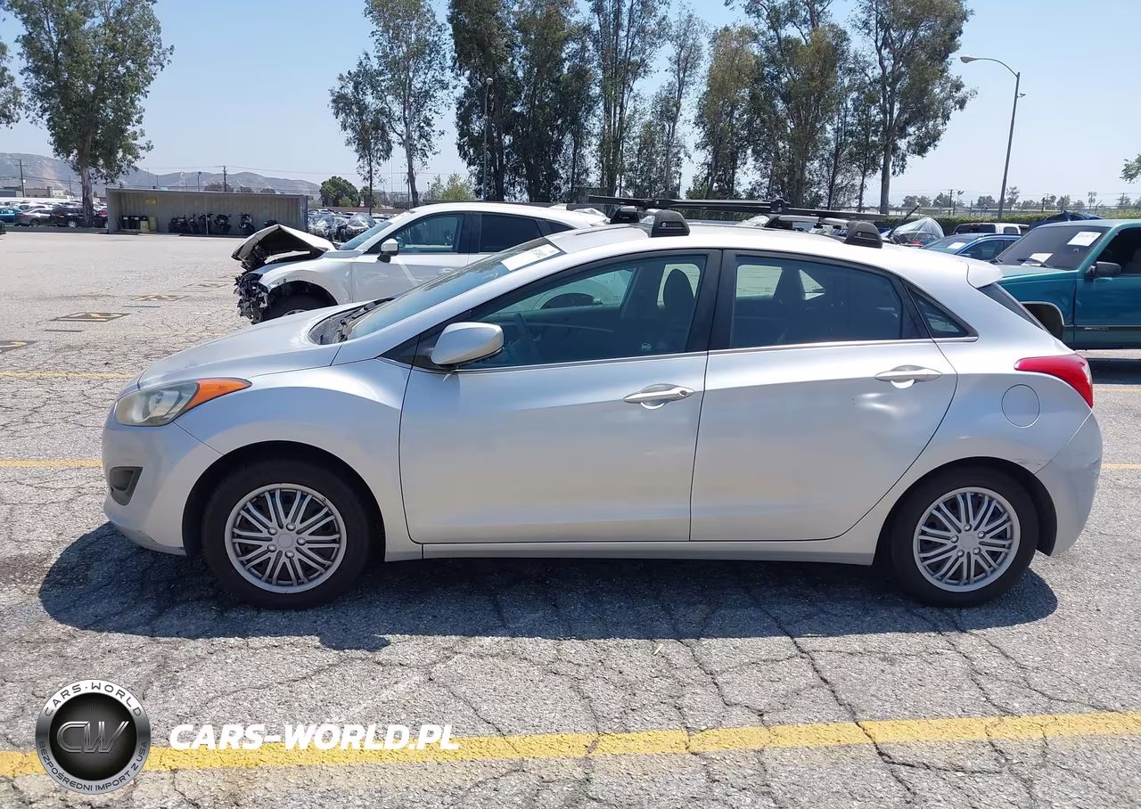 2016 Hyundai Elantra Gt VIN:KMHD35LHXGU258077 - 14