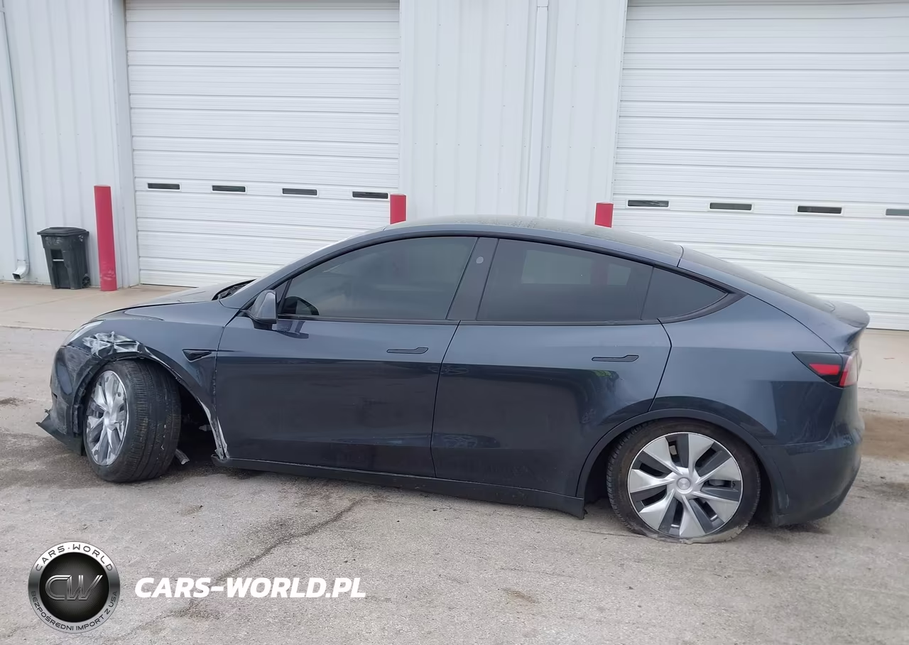 2024 Tesla Model Y Long Range Dual Motor All-Wheel Drive VIN:7SAYGDEE1RA228968 - 14