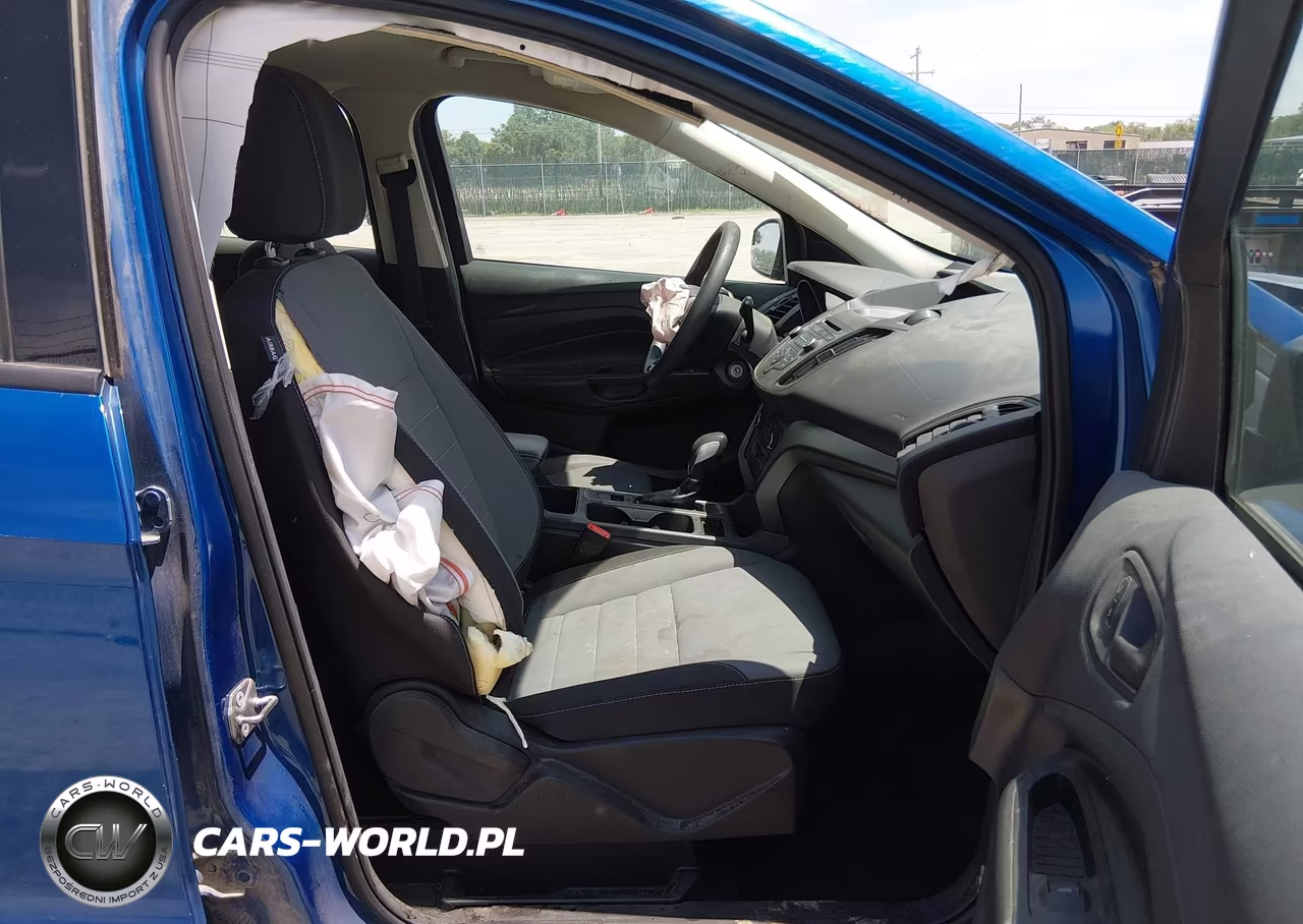 2017 Ford Escape S VIN:1FMCU0F71HUD66149 - 5