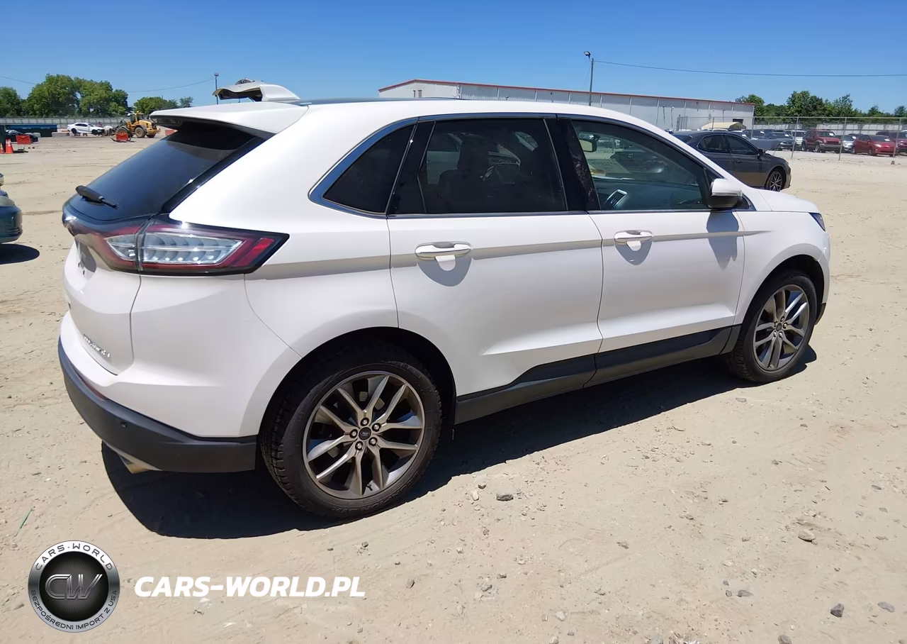 2015 Ford Edge Titanium VIN:2FMTK3K82FBC28922 - 4