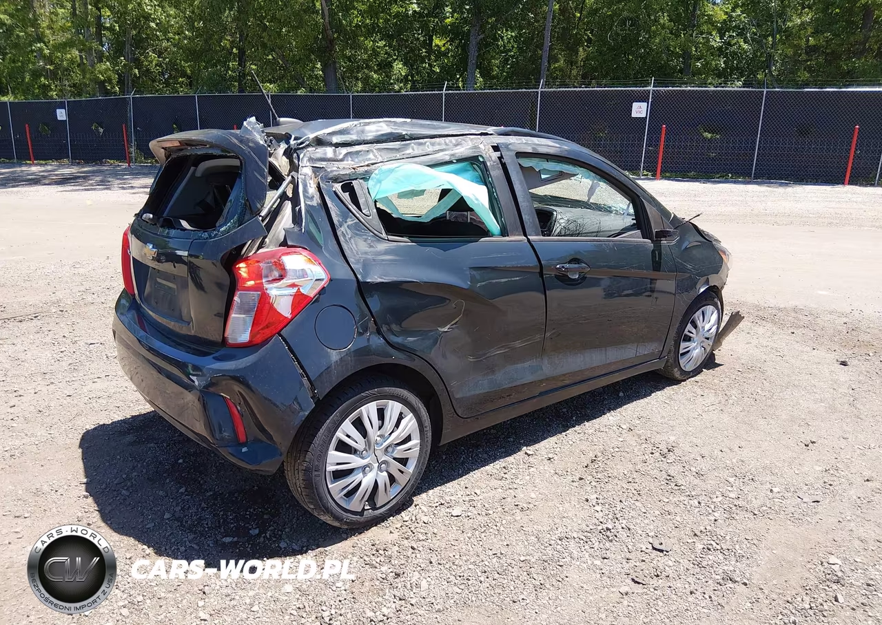 2019 Chevrolet Spark Ls Cvt VIN:KL8CB6SA8KC815945 - 4