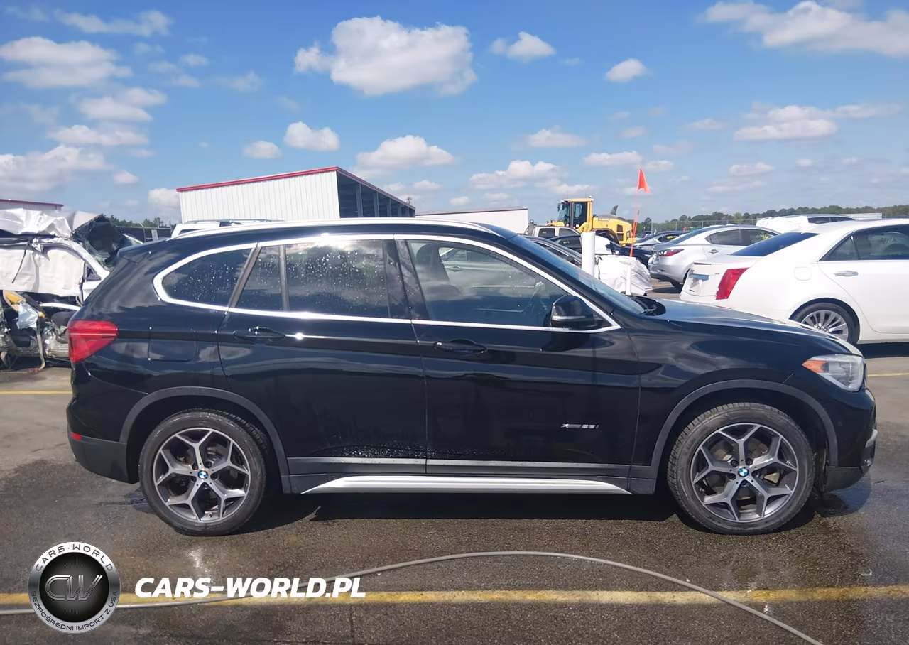 2016 BMW X1 xDrive28I VIN:WBXHT3Z35G4A48563 - 13