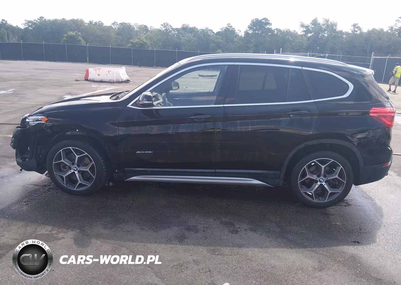 2016 BMW X1 xDrive28I VIN:WBXHT3Z35G4A48563 - 14
