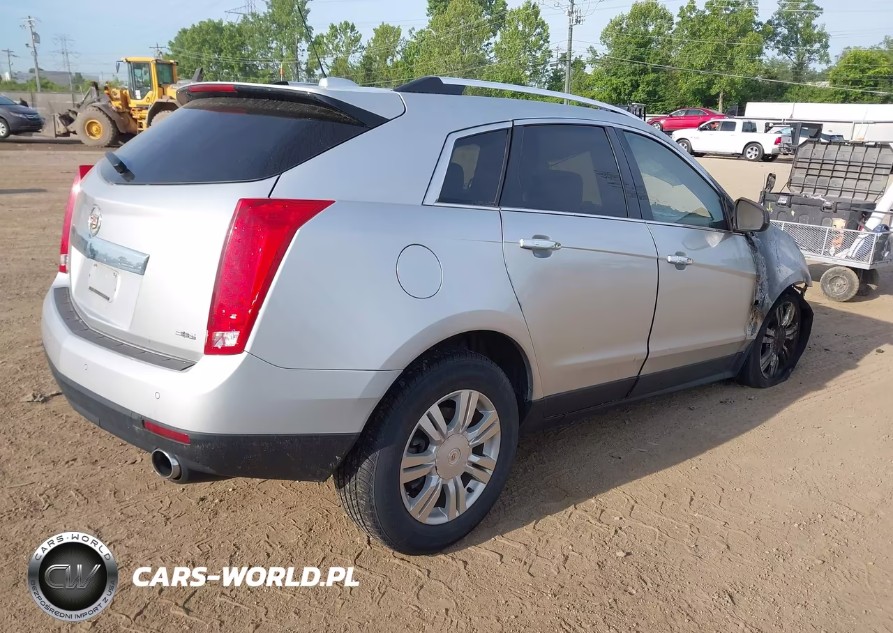 2015 Cadillac Srx Luxury Collection VIN:3GYFNBE32FS560446 - 4