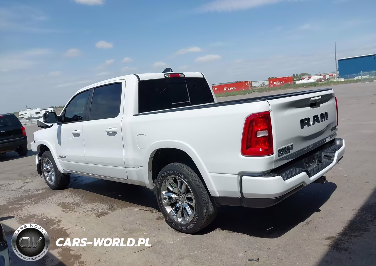 2025 Ram 1500 Big Horn 4X4 5'7 Box VIN:1C6RRFFGXSN658832 - 14
